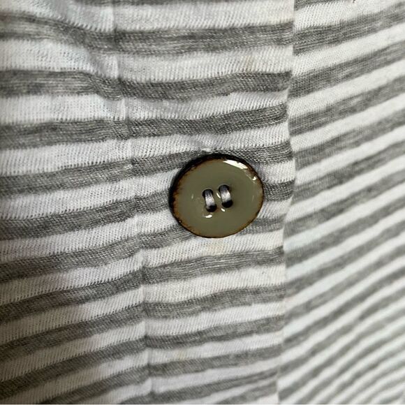 Habitat Gray and White Stripe Jersey Knit Button Front Cardigan Top Size XL - Picture 6 of 10